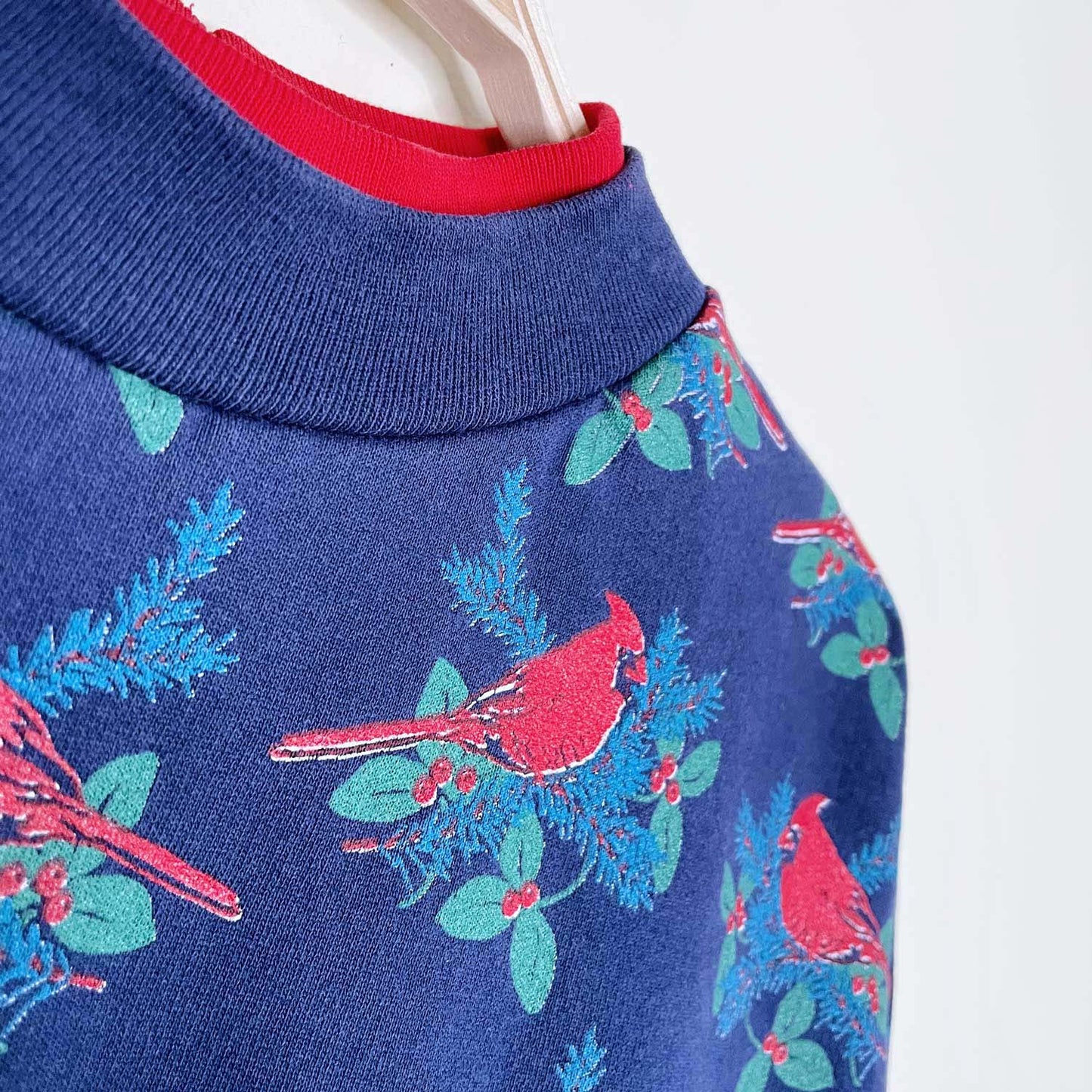 vintage holiday cardinals all over crew - size large