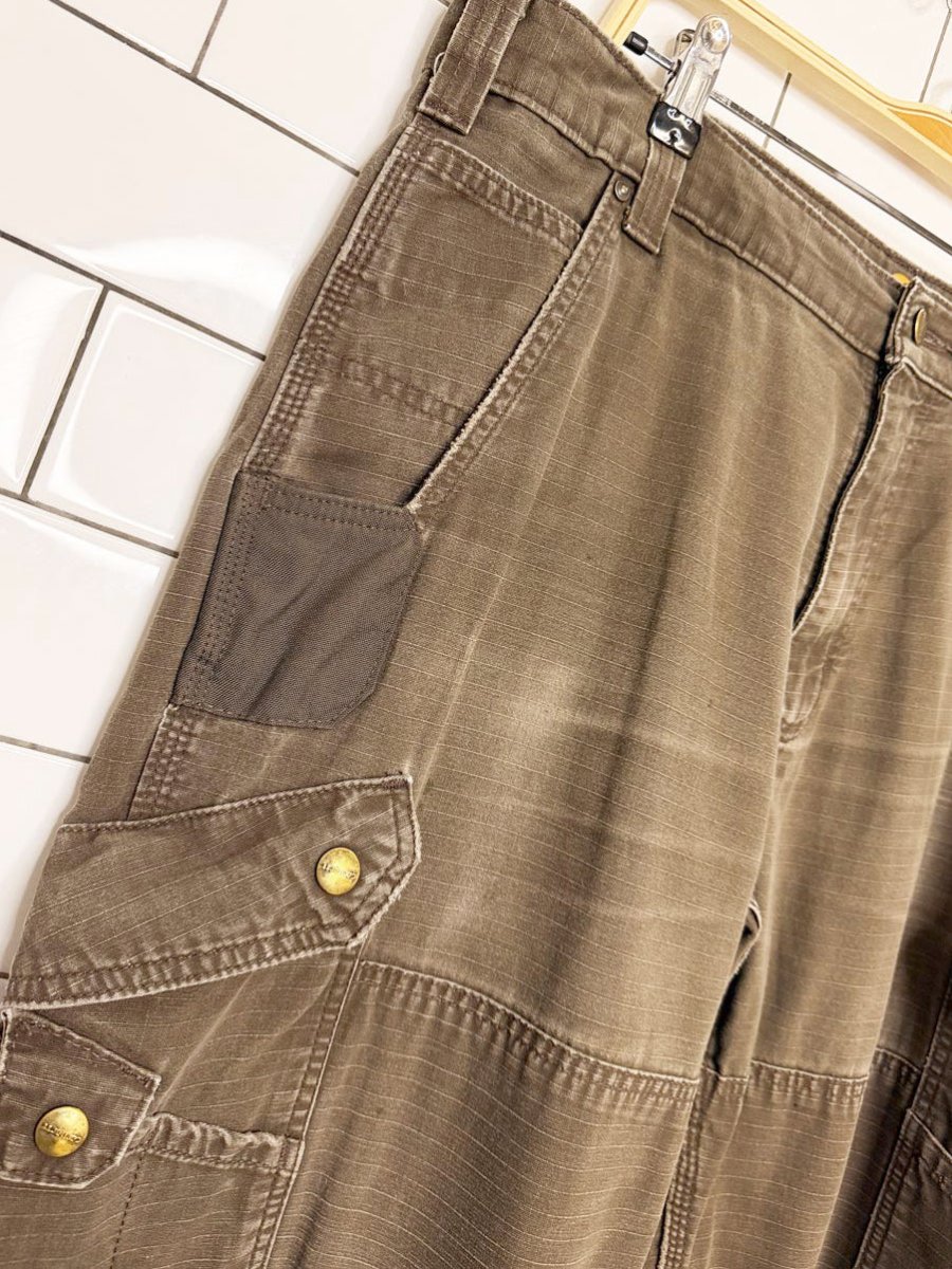 carhartt relaxed fit canvas distressed utility pants - good market thrift store