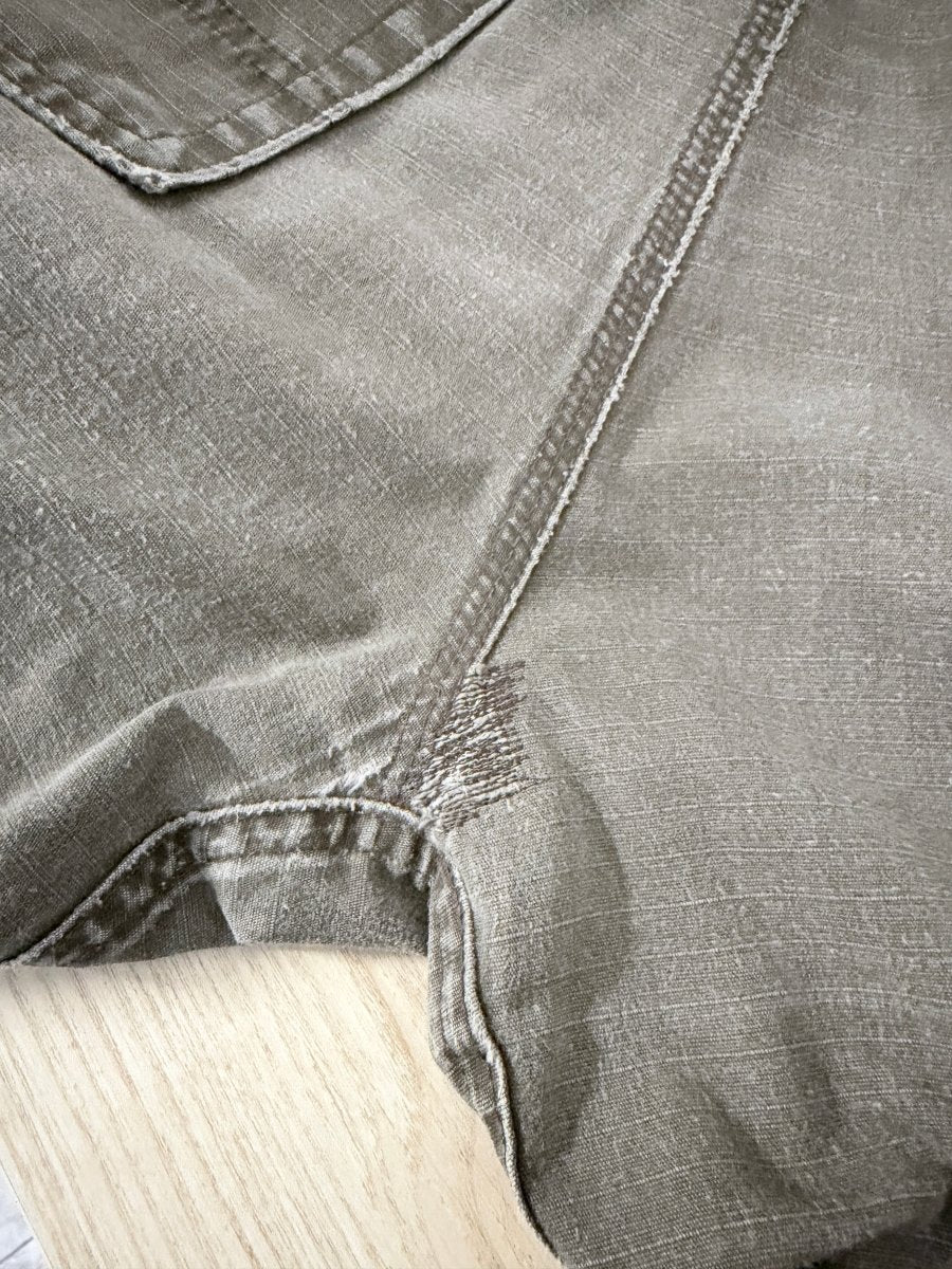 carhartt relaxed fit canvas distressed utility pants - good market thrift store