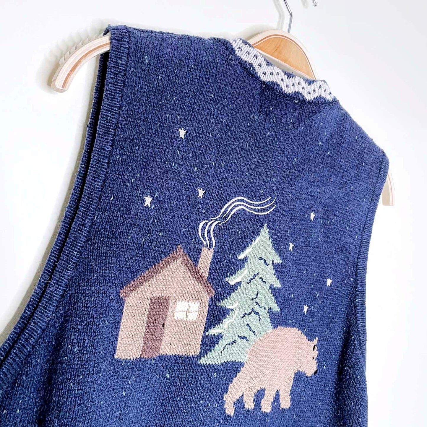 vintage 90s c&b winter woodland bear knit vest - size large