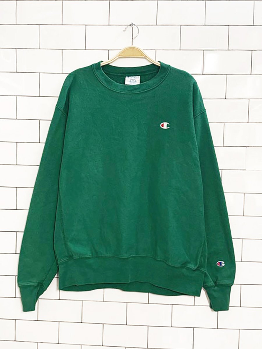 champion reverse weave embroidered logo sweatshirt - good market thrift store
