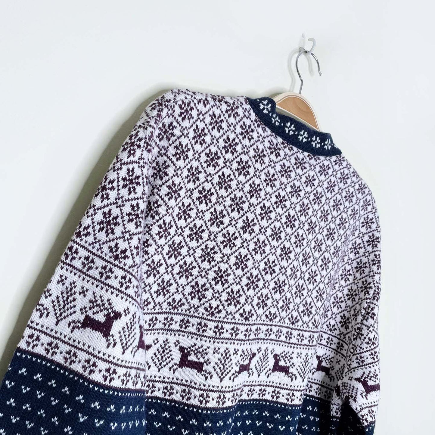vintage made in usa chelsea gardens nordic reindeer sweater - size large