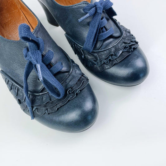 chie mihara blue leather ruffled heeled shoe - size 38