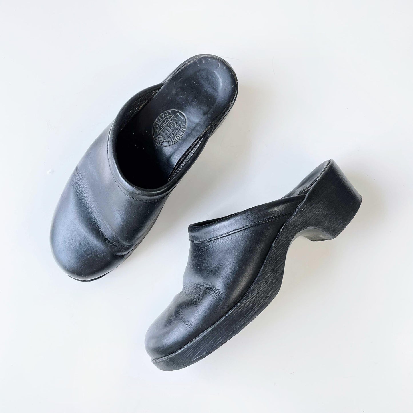 vintage 90s roots leather clogs