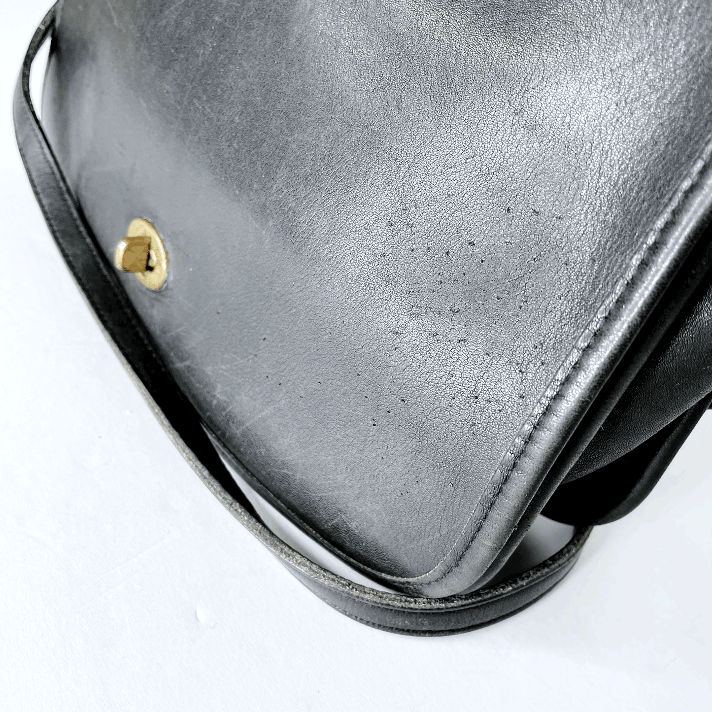 vintage 70s coach legacy black turn lock crossbody