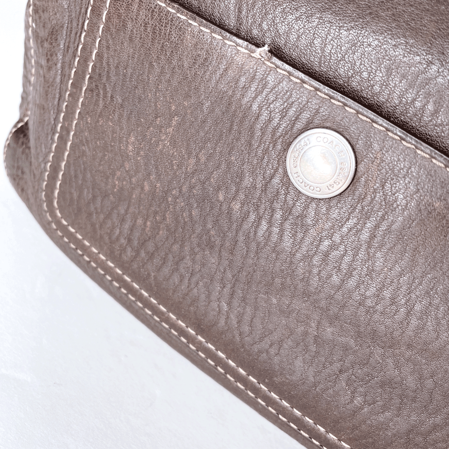 coach pebbled brown chelsea shoulder bag