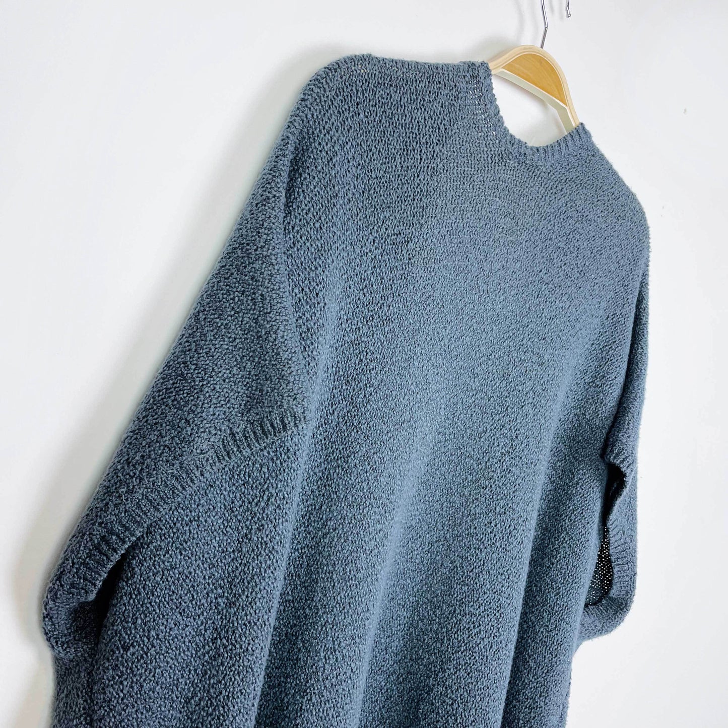 aritzia community iconic knit cape - size xxs