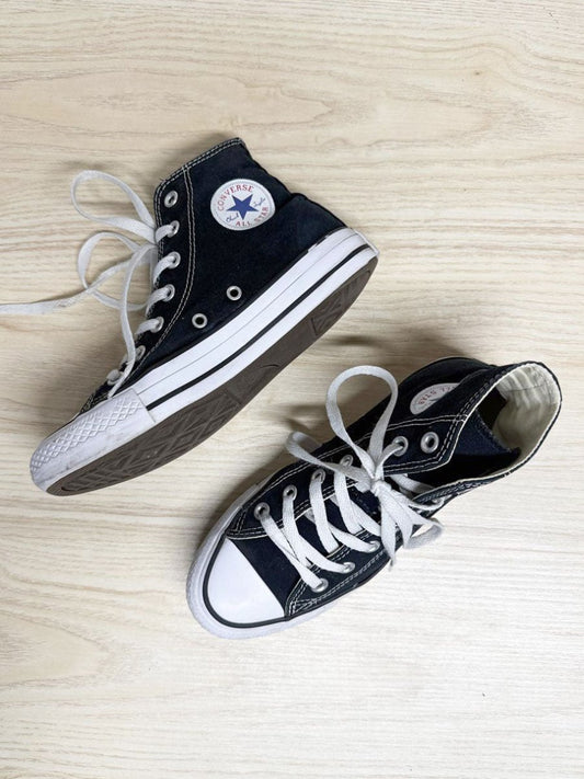 converse chuck taylor all star sneakers - good market thrift store