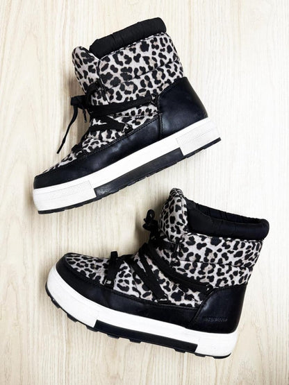 cougar waterproof lace up animal print boots - good market thrift store