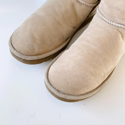 ugg bailey button cream sheepskin short boots