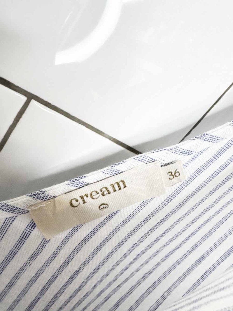 cream linen-blend v-neck blue stripe tank - good market thrift store