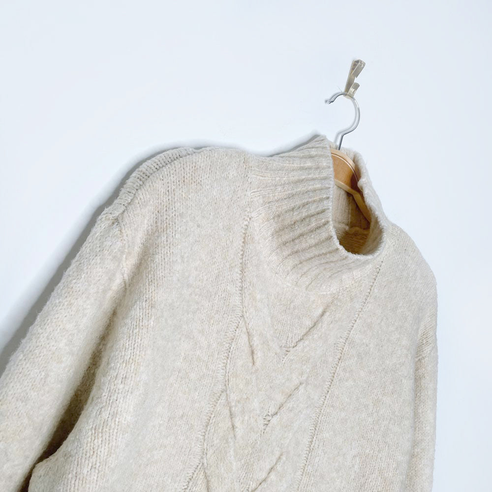 roots 2018 wool-blend cable knit sweater