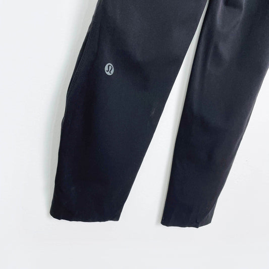 lululemon 2021 base pace high rise tight - size 8