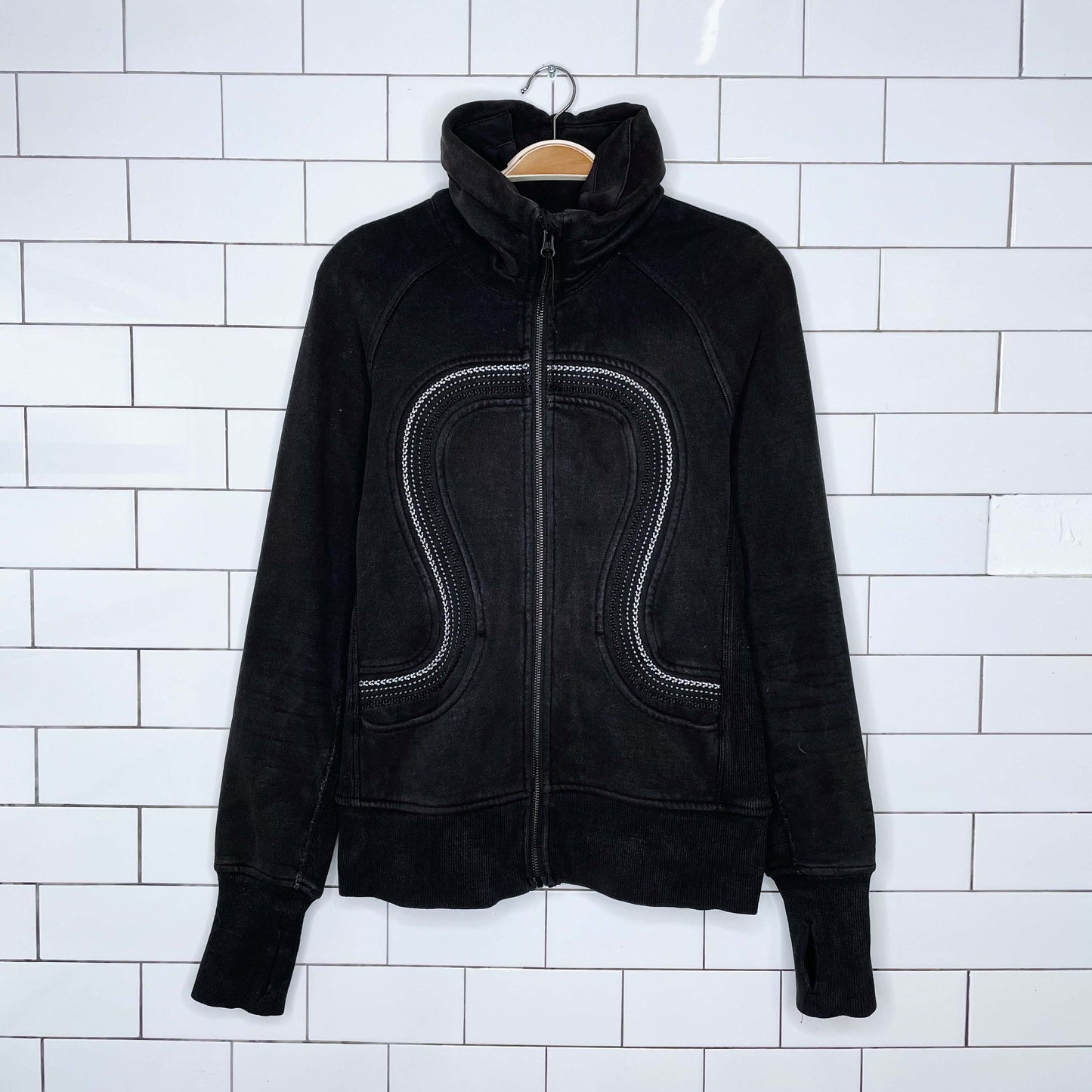 lululemon 2011 cuddle up scuba jacket - size 4