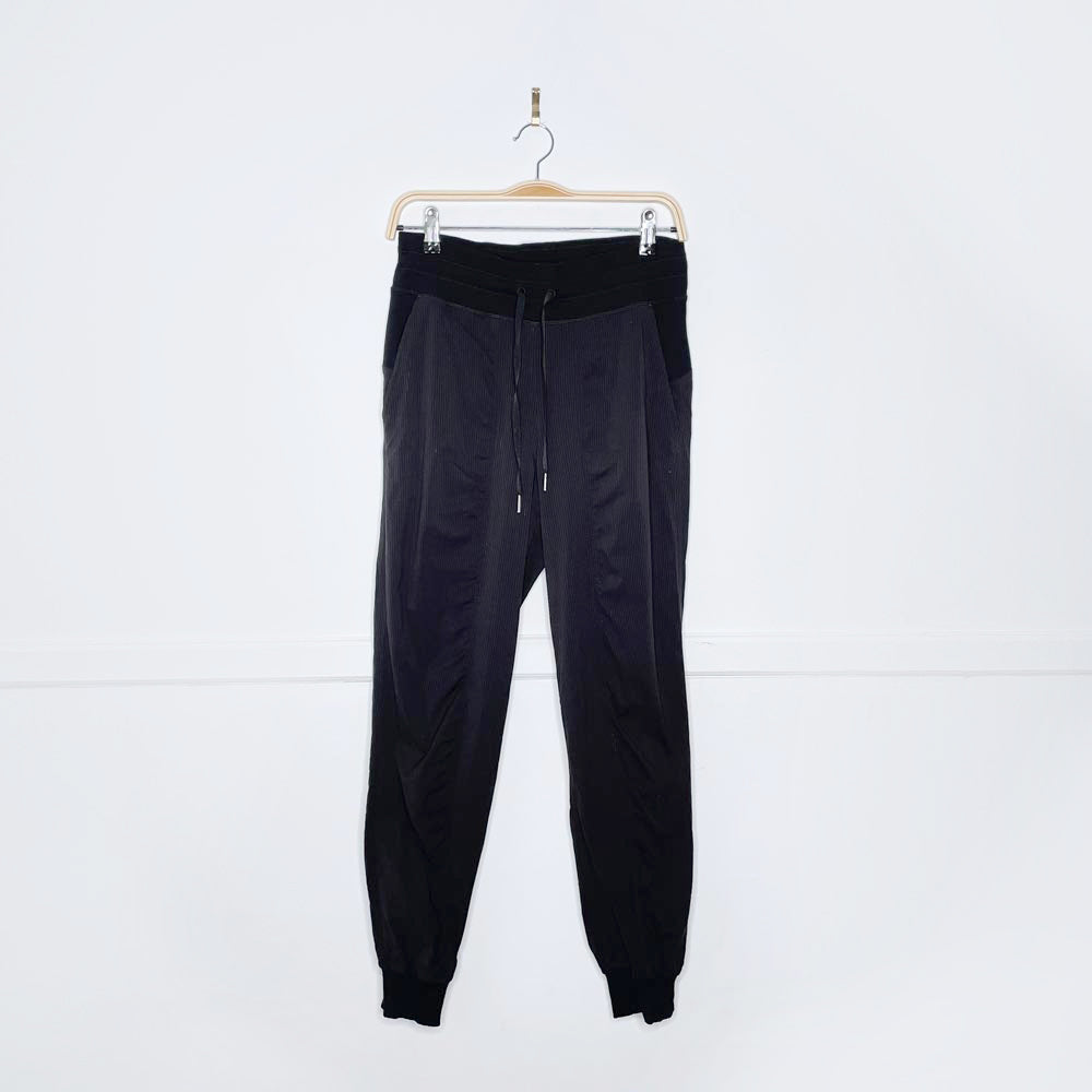 lululemon 2022 dance studio joggers unlined swift