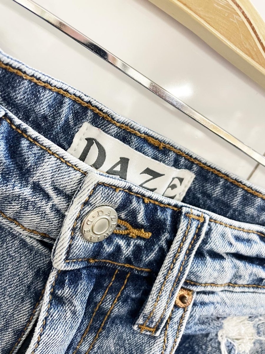 daze LA cut off organic cotton denim shorts - good market thrift store