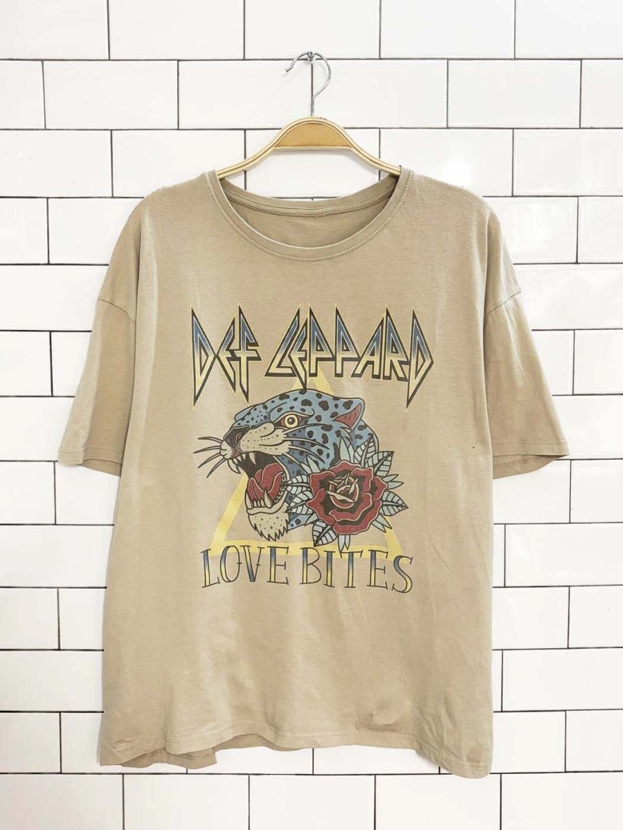 def leppard love bites band tee - good market thrift store