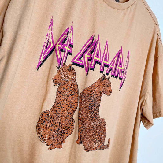 def leppard 2022 double leopard band tee - size large