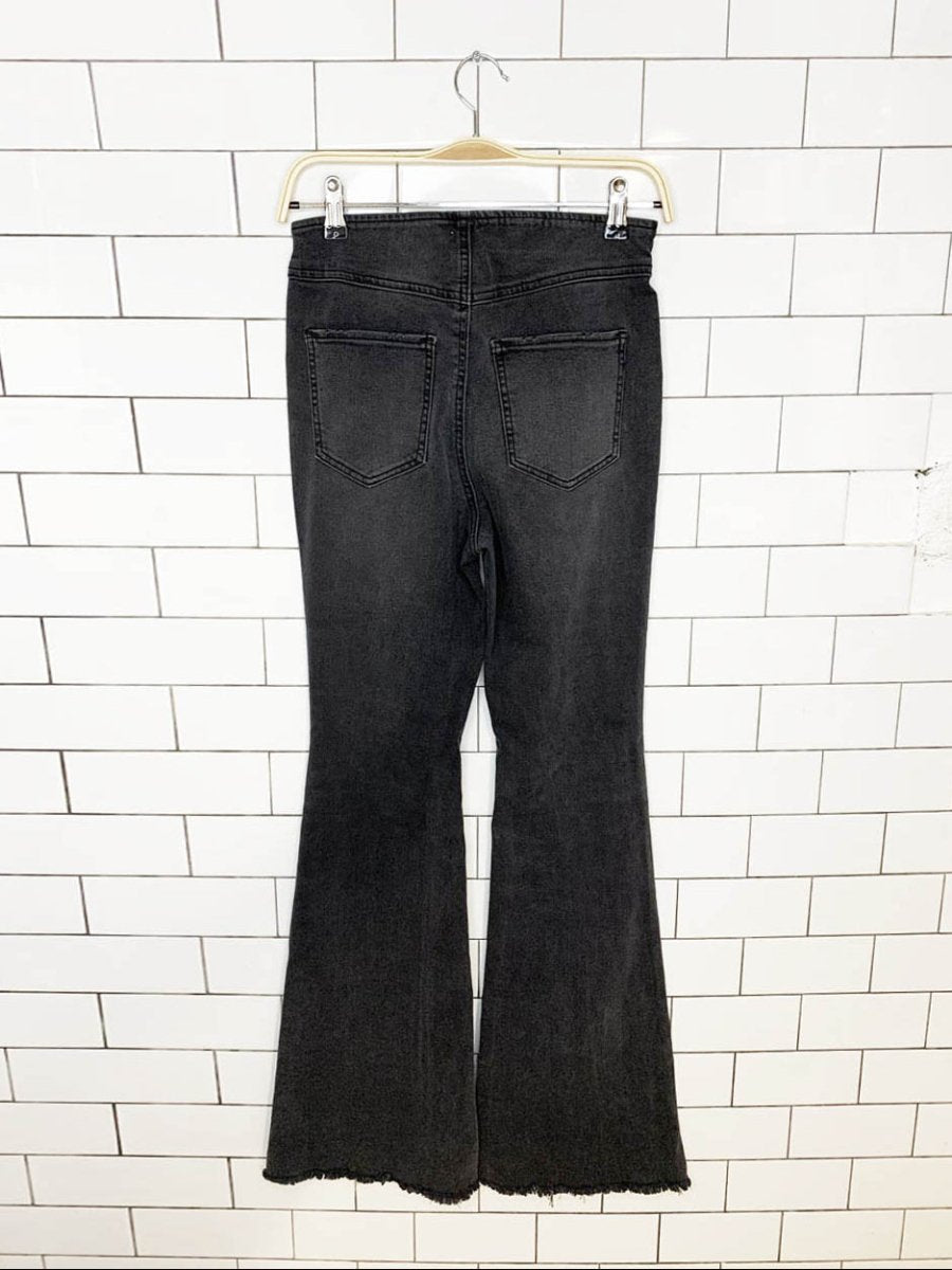 design lab high waisted pull on super flare leg stretchy jeans - good market thrift store