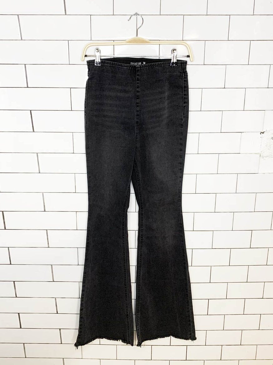 design lab high waisted pull on super flare leg stretchy jeans - good market thrift store