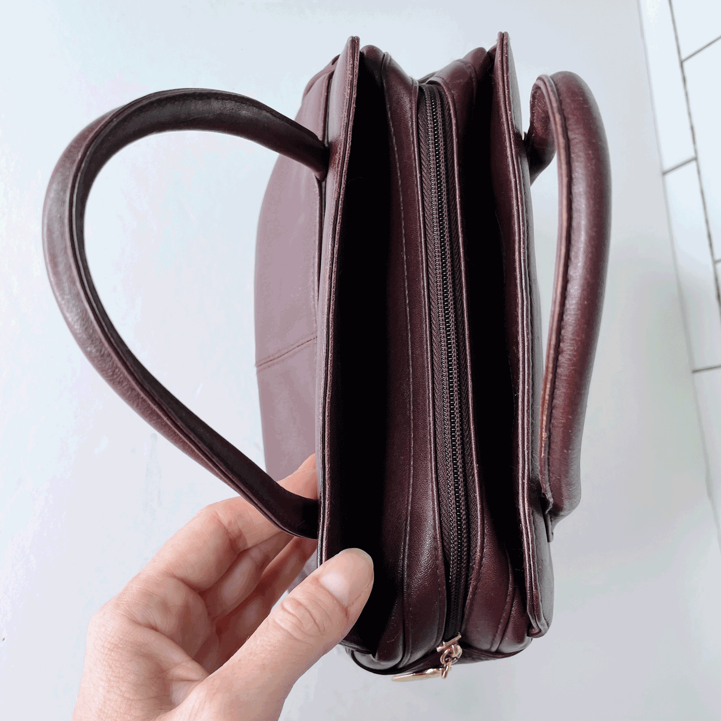 vintage 90s etienne aigner small leather bag