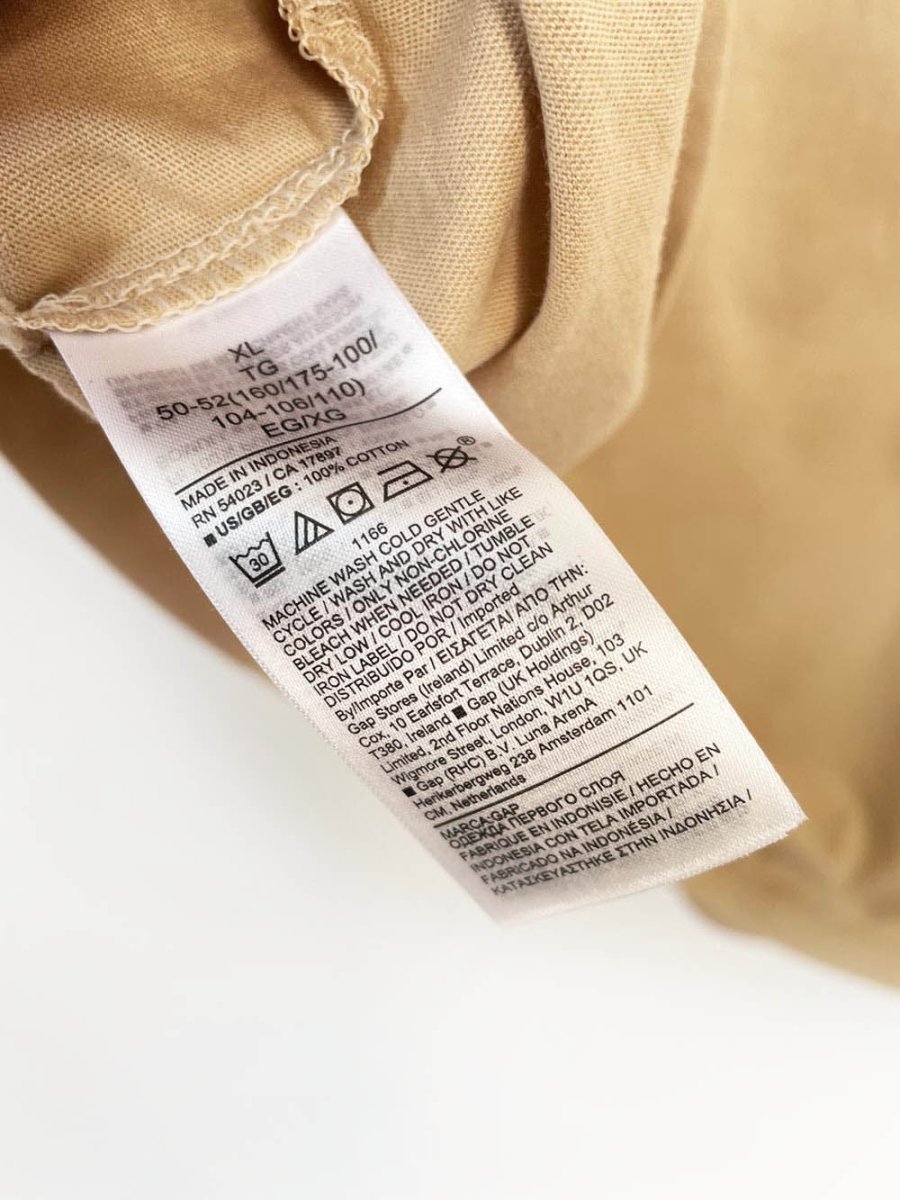 earth day activist x nwt gap organic tee | clothes deserve a second chance not your ex - good market thrift store