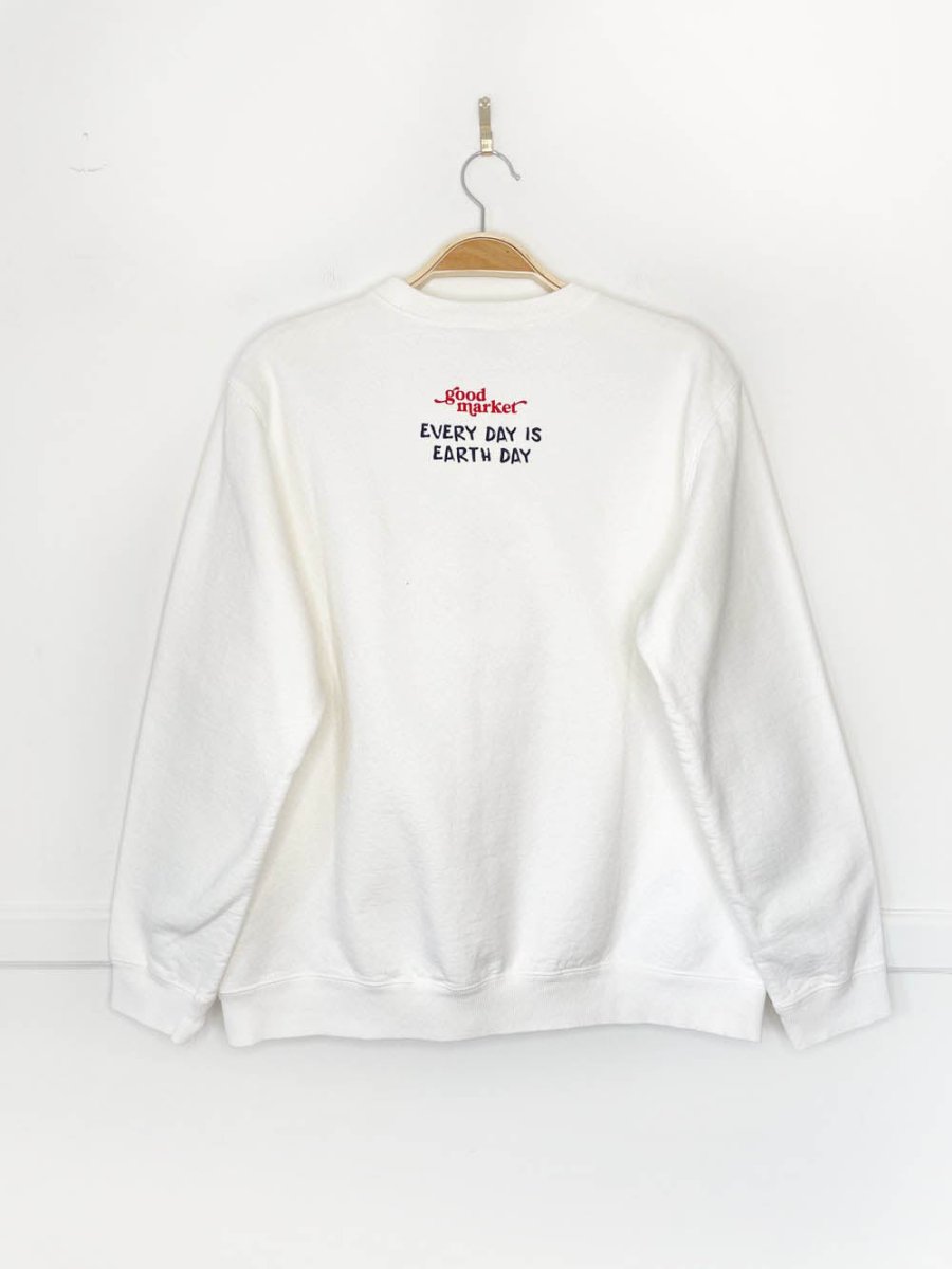 earth day activist x nwt NR sweatshirt | clothes deserve a second chance not your ex - good market thrift store