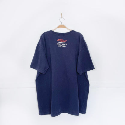 vintage 00s eddie bauer x earth activist made in usa tee