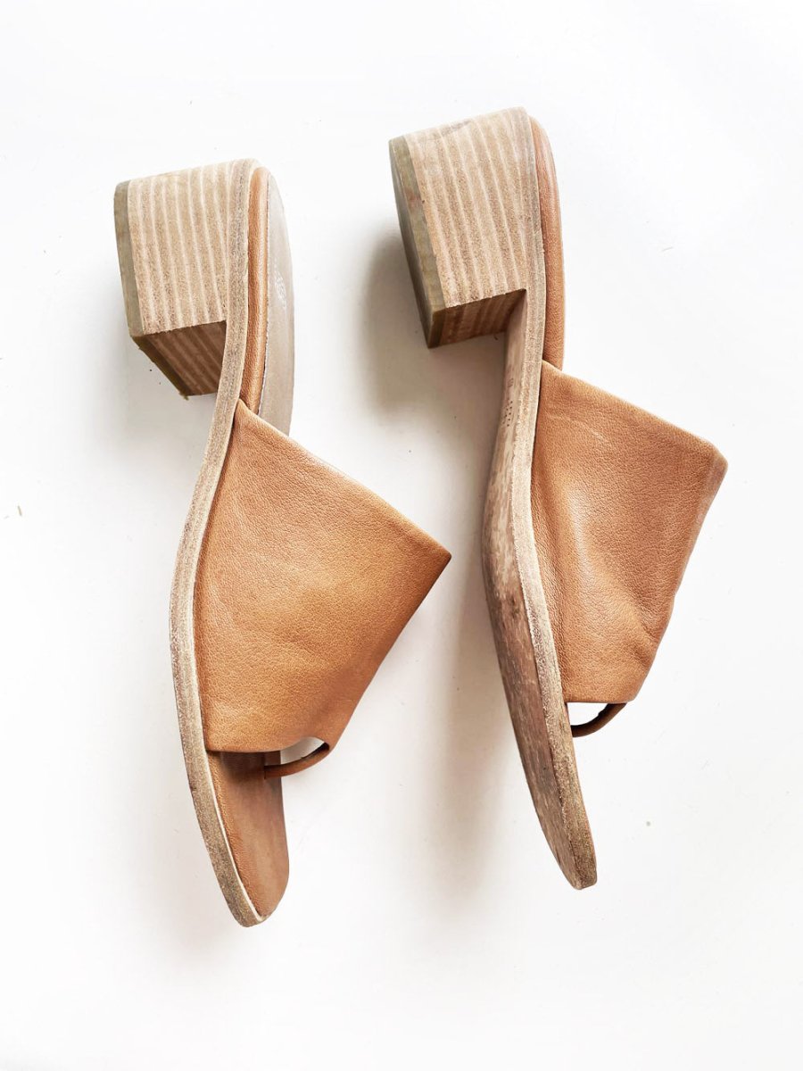 eileen fisher airy leather thong heeled sandal - good market thrift store
