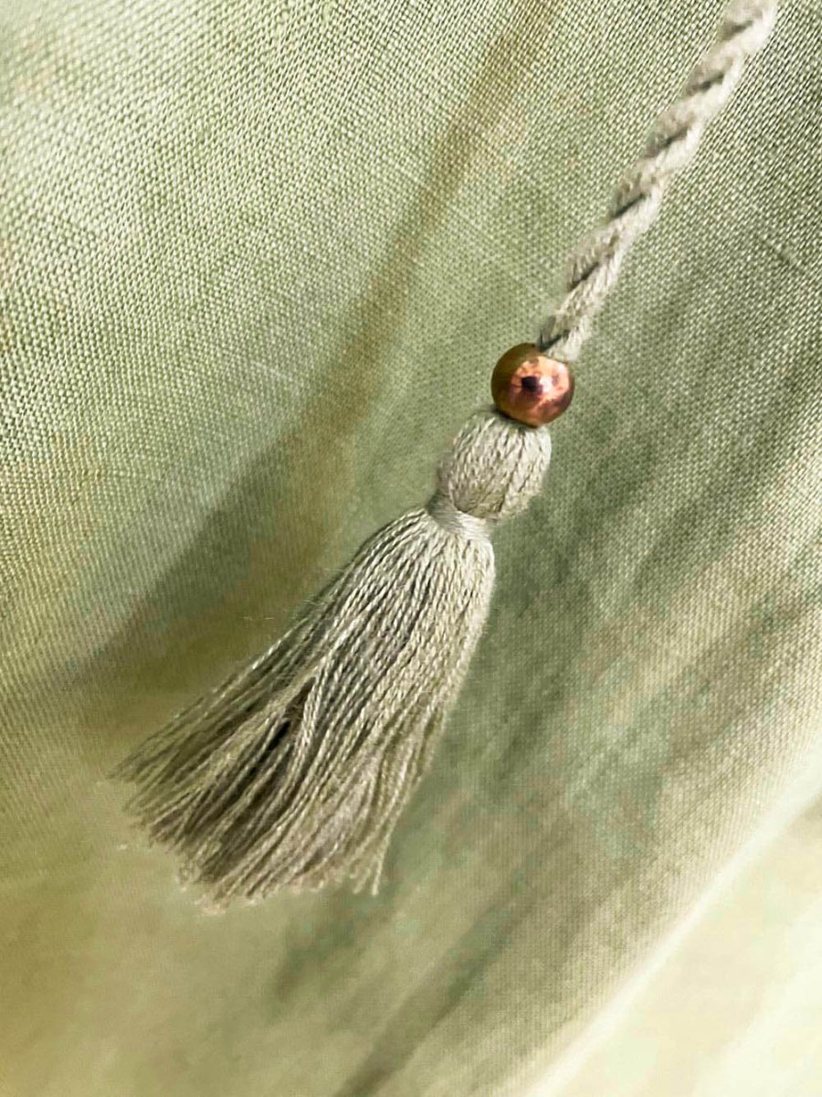 ellen tracy 100% linen sleeveless tassel top - good market thrift store