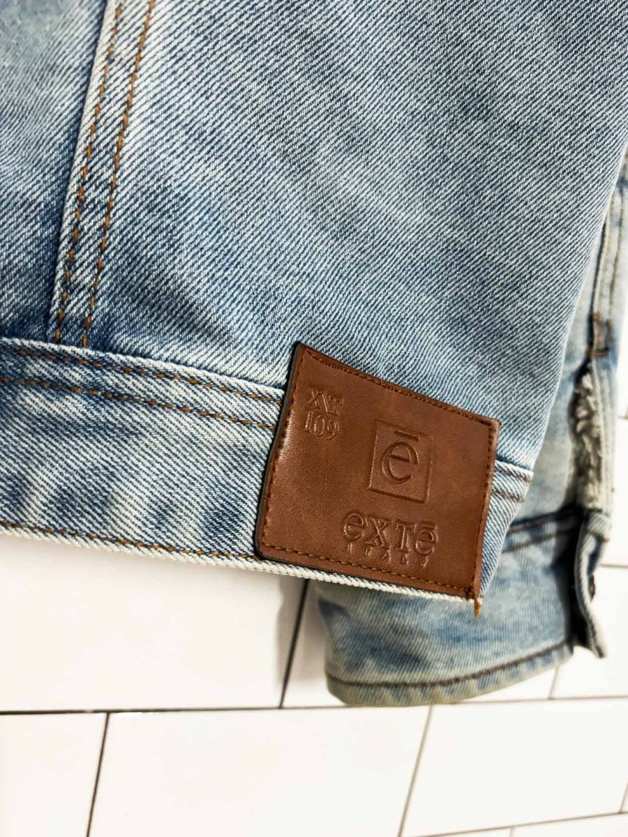 exte sherpa lined light wash denim jacket - good market thrift store