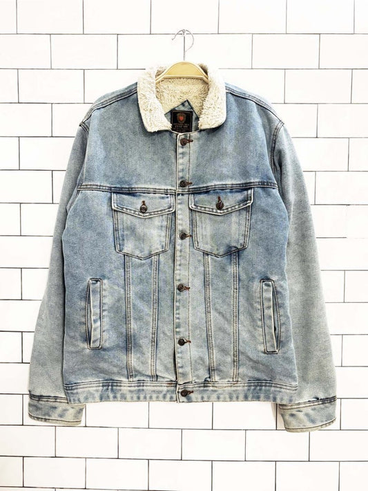 exte sherpa lined light wash denim jacket - good market thrift store