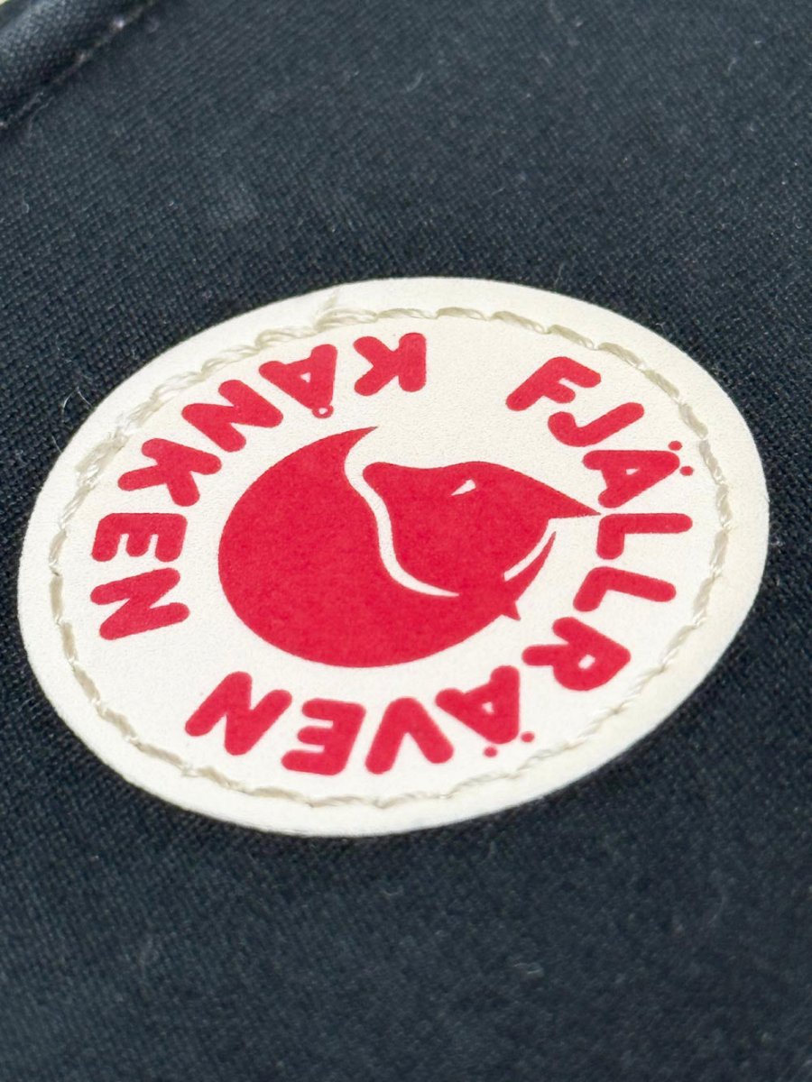 fjällräven kanken zip card holder - good market thrift store