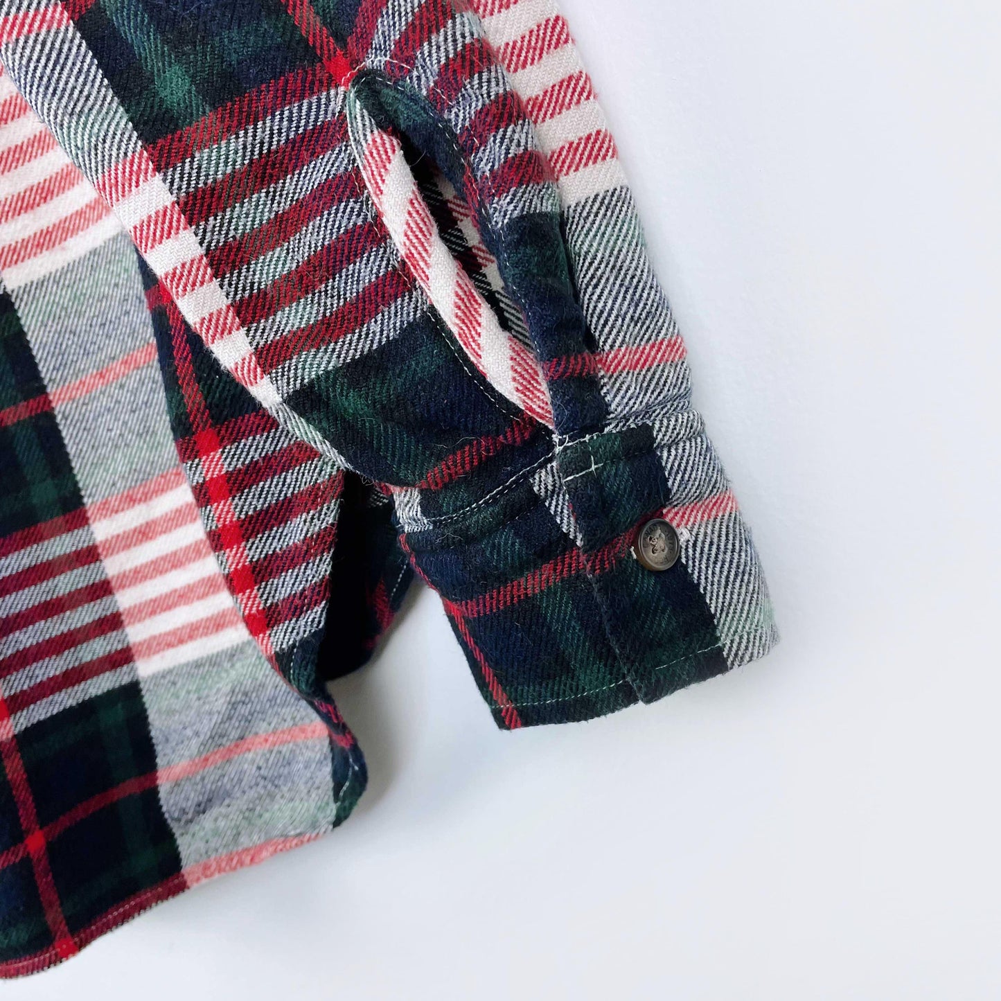 roots holiday 2019 plaid flannel shirt - size small