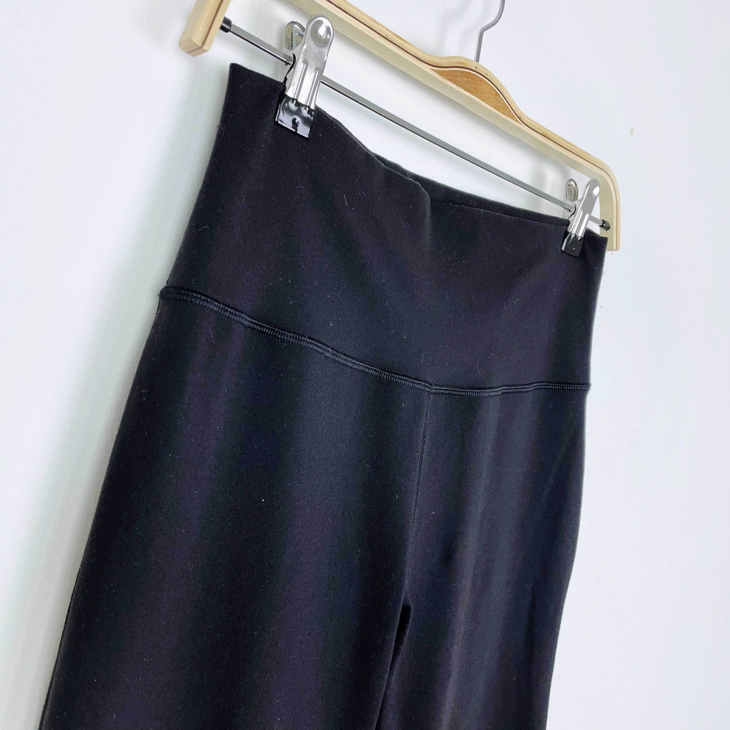 lululemon throw back flare pant luon - size 8