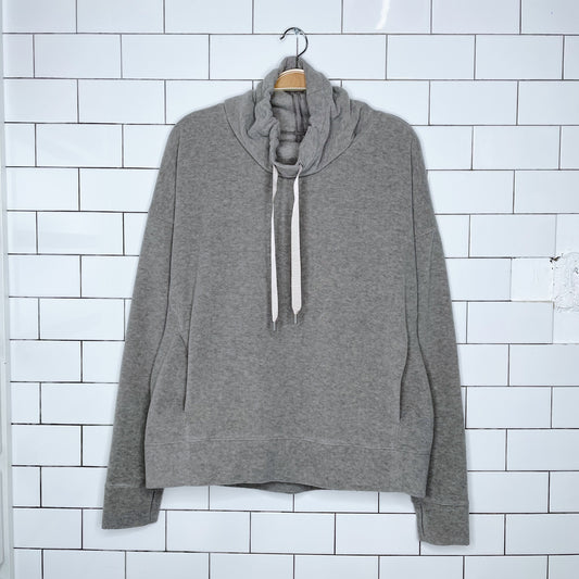 lululemon 2019 go forward fleece pullover - size large