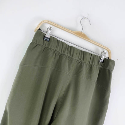 lululemon 2019 on the fly jogger dark olive