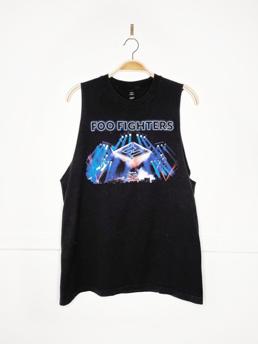 foo fighters 2018 concrete and gold world tour sleeveless tee | rework - good market thrift store