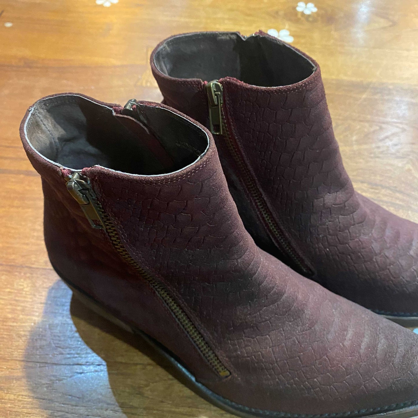free people embossed suede western ankle boot - size 37