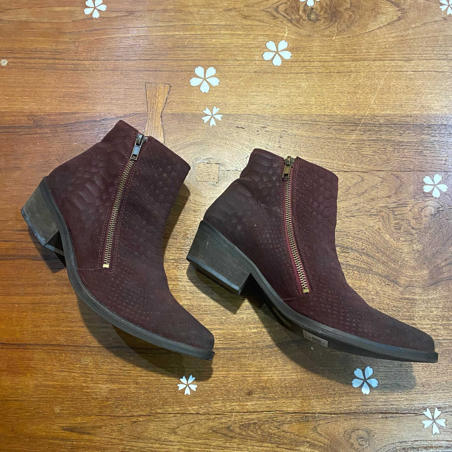 free people embossed suede western ankle boot - size 37