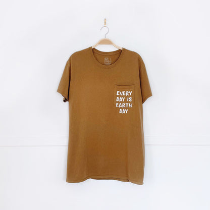 vintage fruit of the loom x earth activist pocket tee
