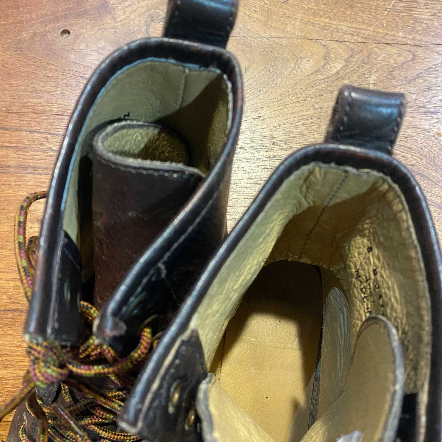 frye lace up leather combat boots - size 8