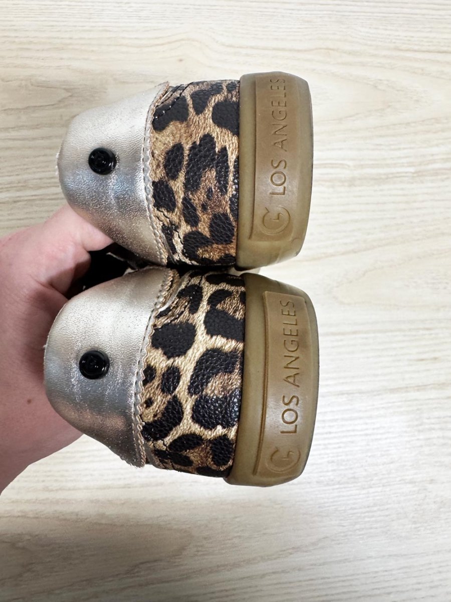 G los angeles animal print low profile sneakers - good market thrift store