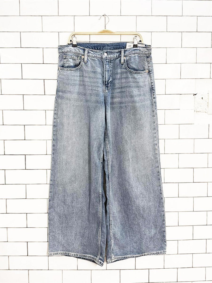 gap baggy mid rise ultra wide leg jeans - good market thrift store