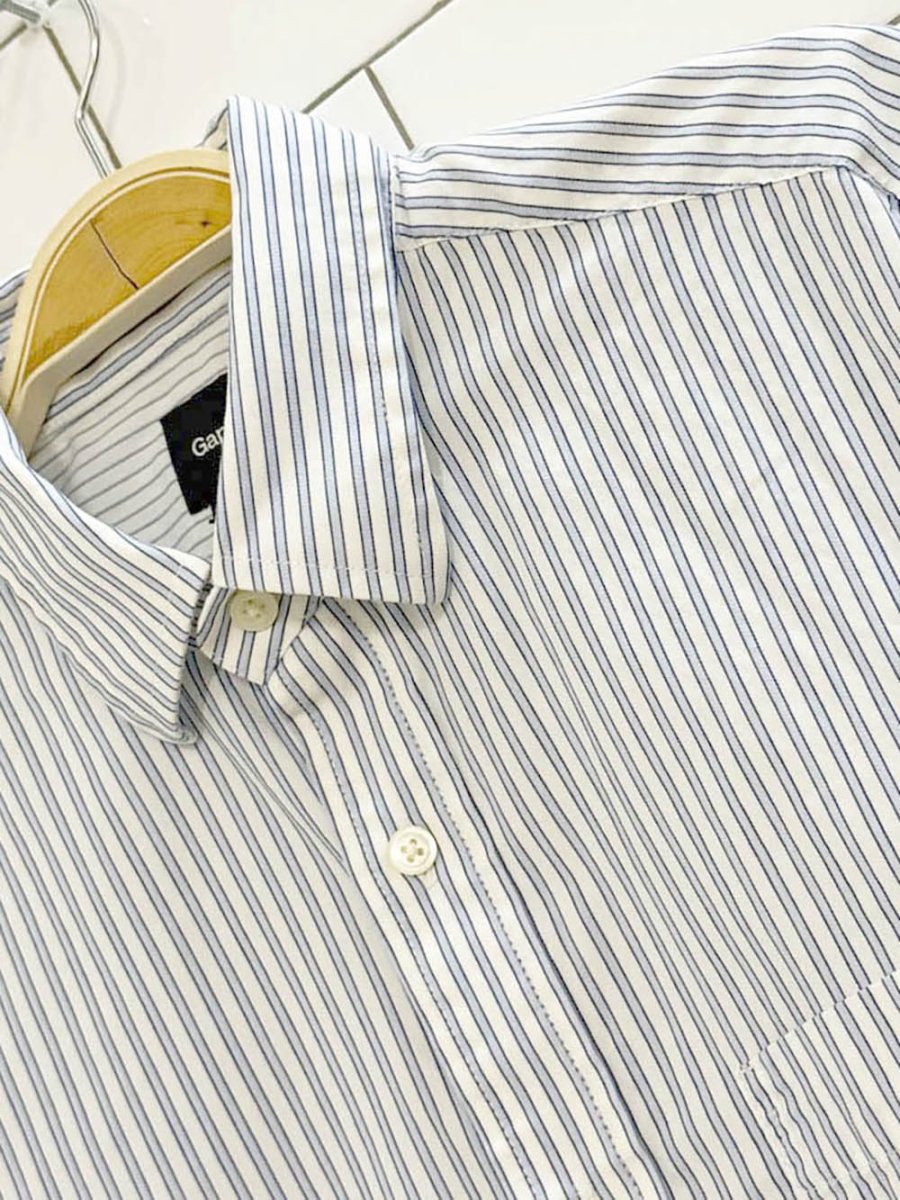 gap blue stripe full button shirt - good market thrift store