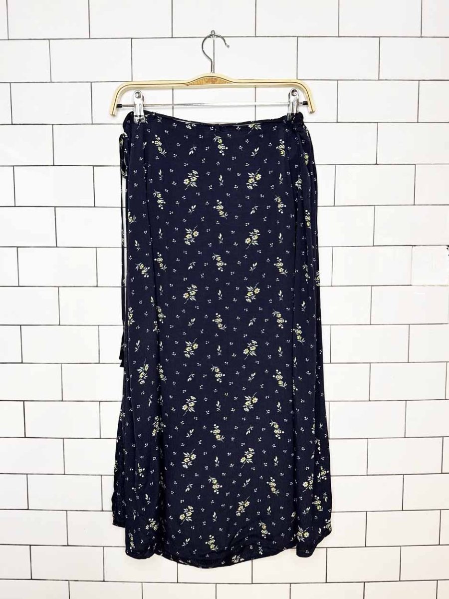 gap micro floral wrap tie waist midi skirt - good market thrift store