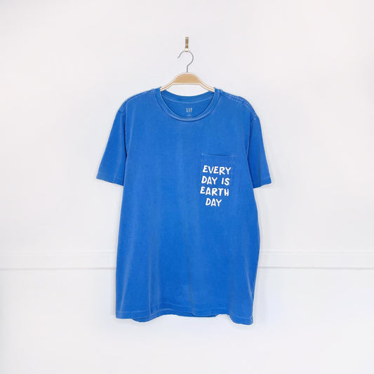 gap x earth activist pocket tee