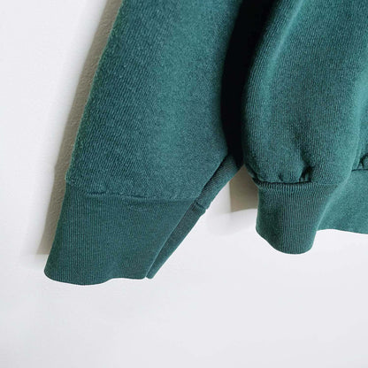 vintage snowy cardinal holiday sweatshirt - size large