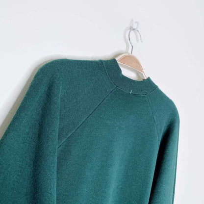 vintage snowy cardinal holiday sweatshirt - size large