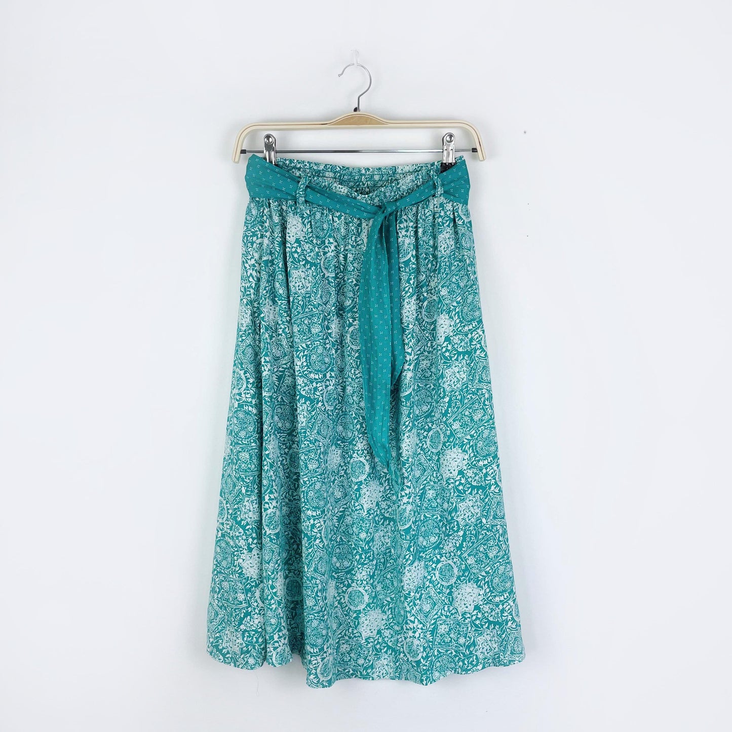 vintage 80s ashley taylor scarf print camp shirt and midi skirt set